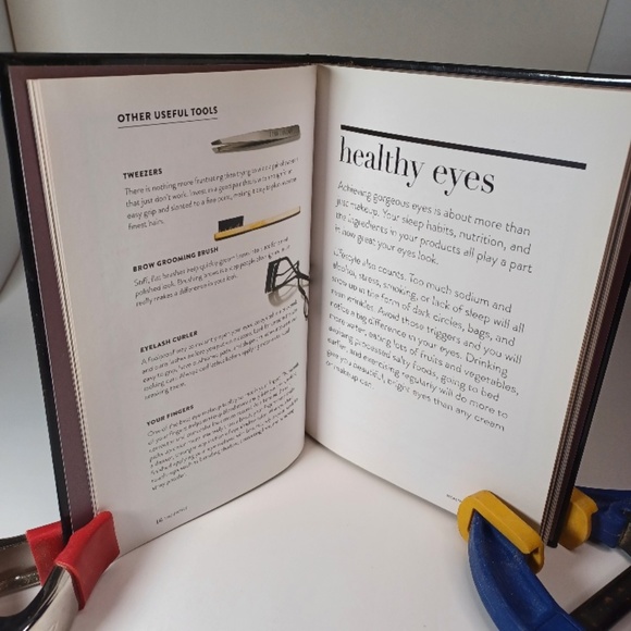 EVERYTHING EYES..An Eye Makeup Book for Teens by Bobbi Brown - Picture 7 of 14